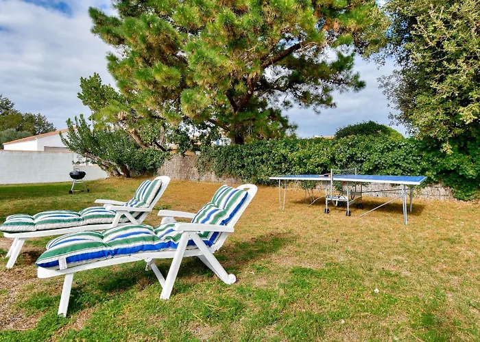 700m De La Plage, Jardin, 4 Adultes 2 Enfants La Guérinière
