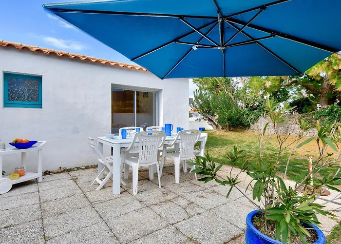 700m De La Plage, Jardin, 4 Adultes 2 Enfants Hébergement de vacances *